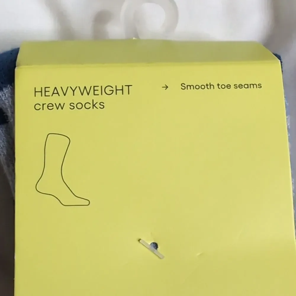 All in Motion Kids Heavy Weight Crew Socks Moisture Wicking Medium, NEW